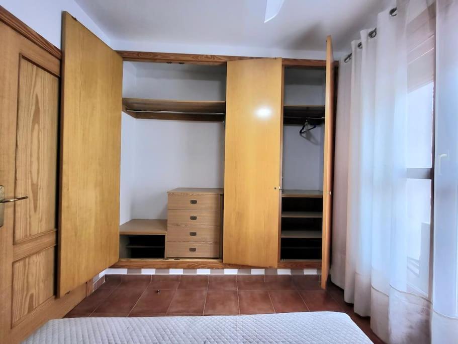 Flamenco, Apartamento Exclusivo De Dos Habitaciones En El Pleno Del Casco Antiguo, Alicante, Playa, Centro Historico, Rambla Kültér fotó
