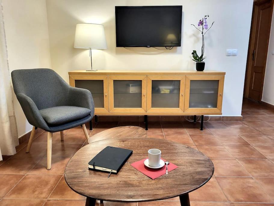 Flamenco, Apartamento Exclusivo De Dos Habitaciones En El Pleno Del Casco Antiguo, Alicante, Playa, Centro Historico, Rambla Kültér fotó