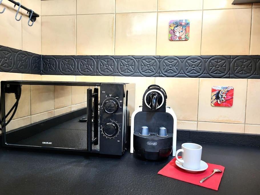 Flamenco, Apartamento Exclusivo De Dos Habitaciones En El Pleno Del Casco Antiguo, Alicante, Playa, Centro Historico, Rambla Kültér fotó