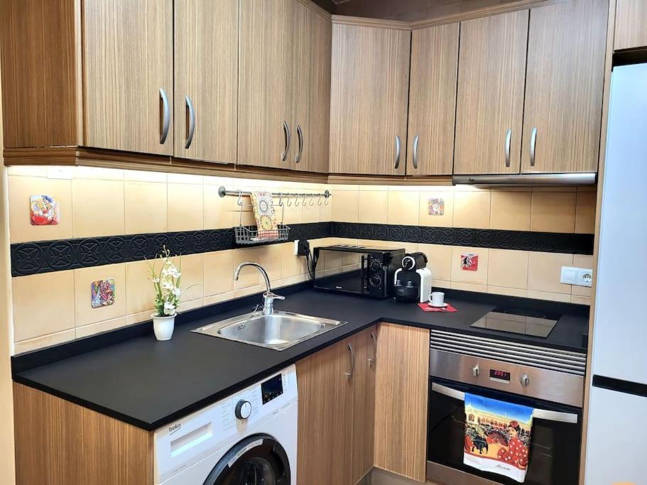 Flamenco, Apartamento Exclusivo De Dos Habitaciones En El Pleno Del Casco Antiguo, Alicante, Playa, Centro Historico, Rambla Kültér fotó
