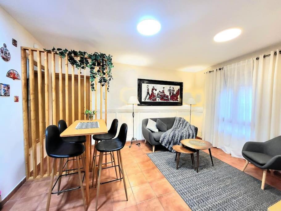 Flamenco, Apartamento Exclusivo De Dos Habitaciones En El Pleno Del Casco Antiguo, Alicante, Playa, Centro Historico, Rambla Kültér fotó