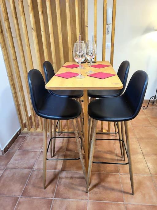 Flamenco, Apartamento Exclusivo De Dos Habitaciones En El Pleno Del Casco Antiguo, Alicante, Playa, Centro Historico, Rambla Kültér fotó